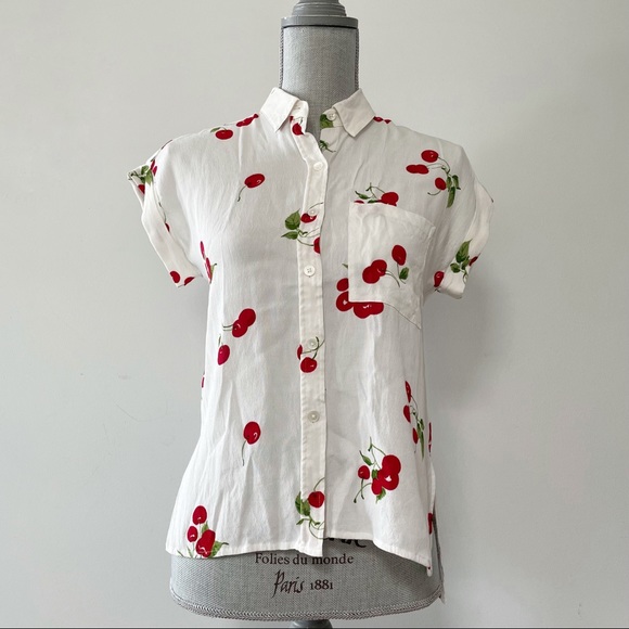 Rails cherry fruit printed button up top short sleeve cream colour - Picture 2 of 9